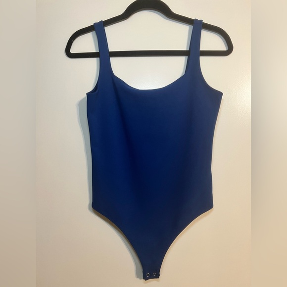 Express Royal Blue Square Neck Bodysuit Express Blush Pink Square Neck Bodysuit - Picture 3 of 8